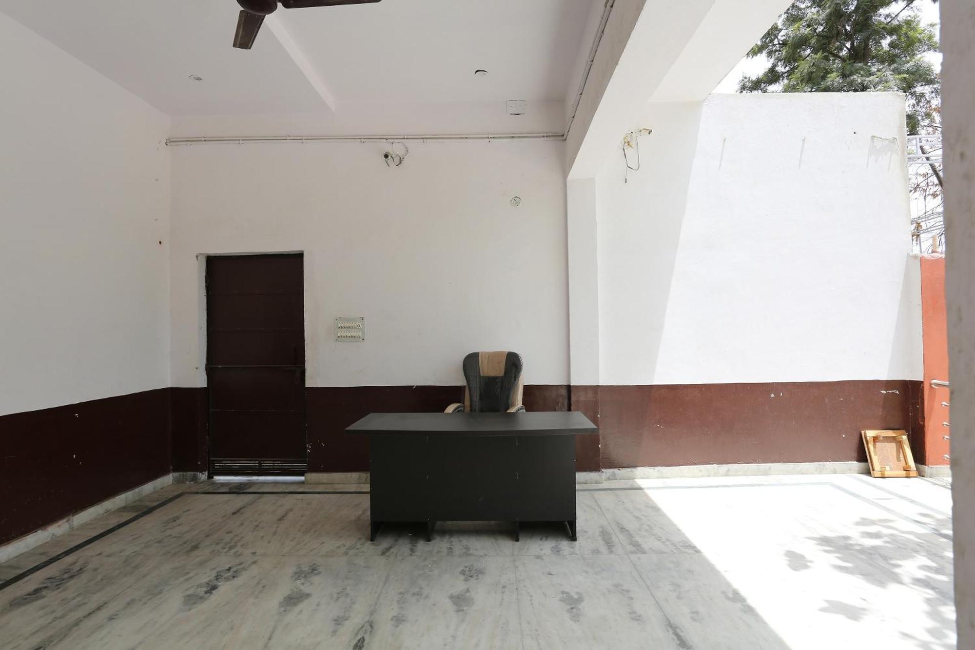 Spot On Angel Garden Hotel Aligarh Exterior photo